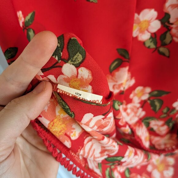 Twine & String Red Floral Print With Tie Back Detail Size Medium - Picture 9 of 10
